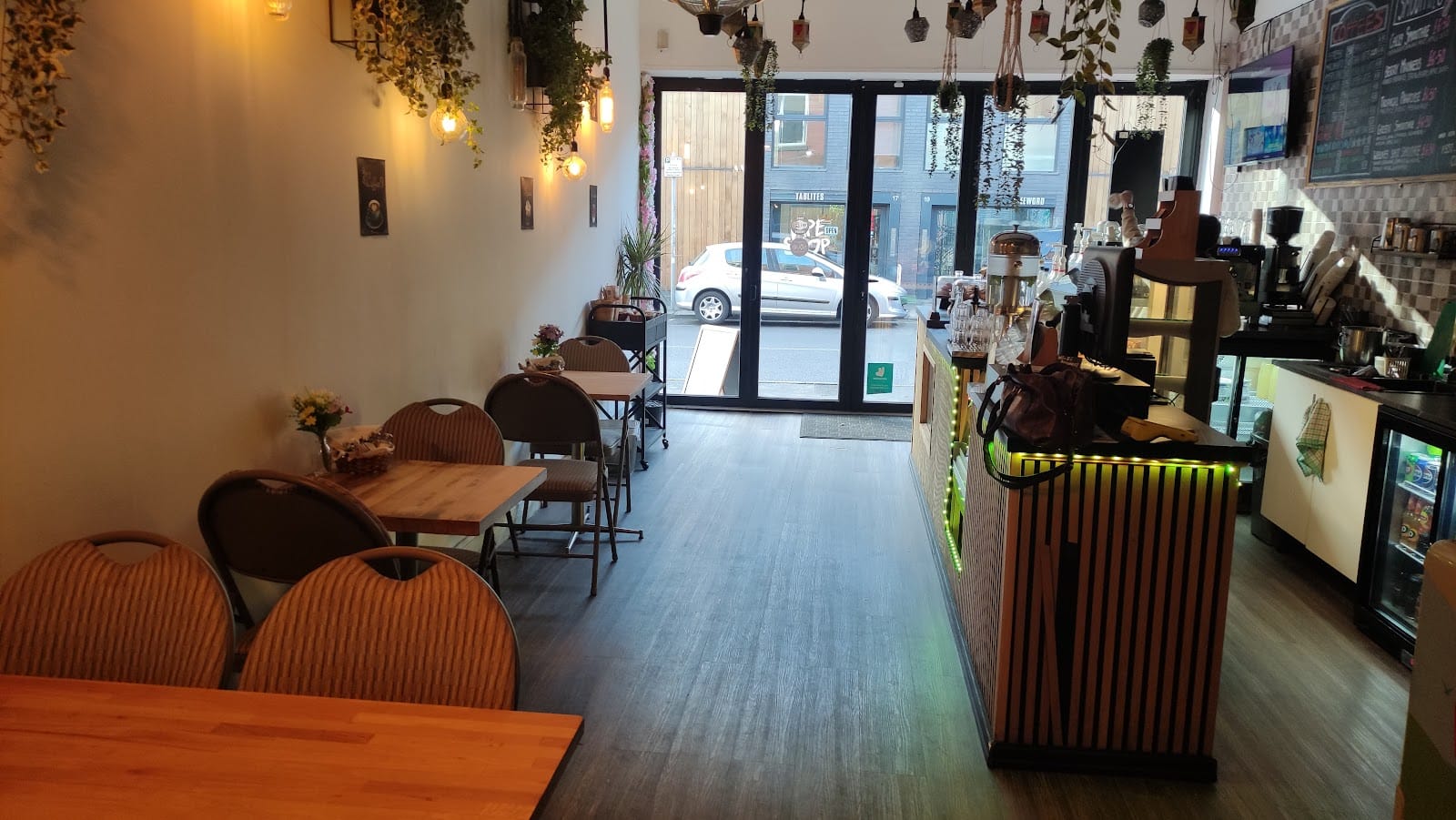 Cali's Cafe