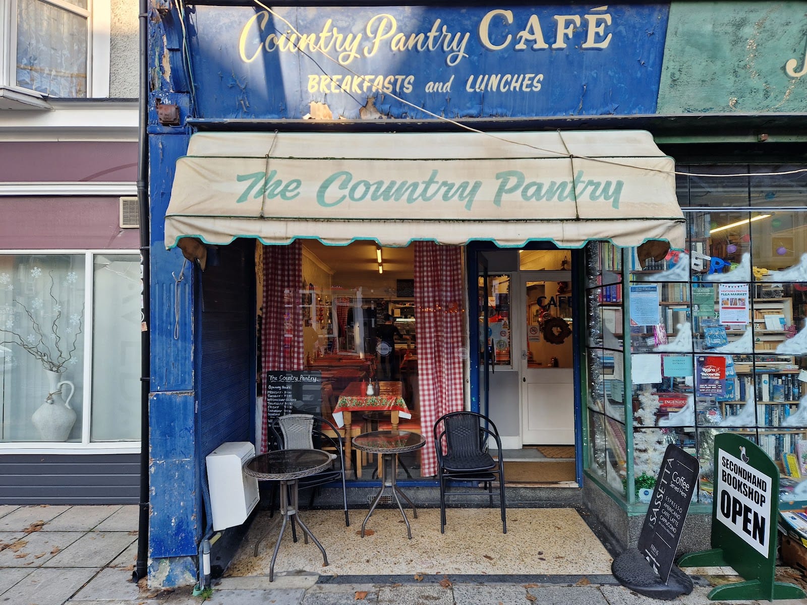 Country Pantry