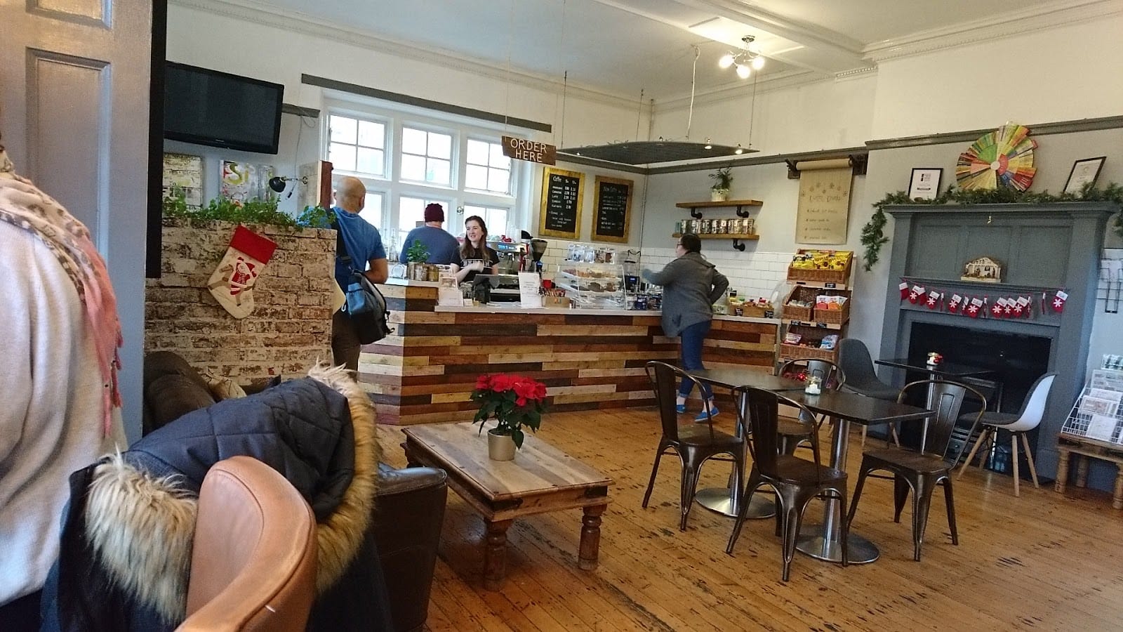 The Oval Cafe