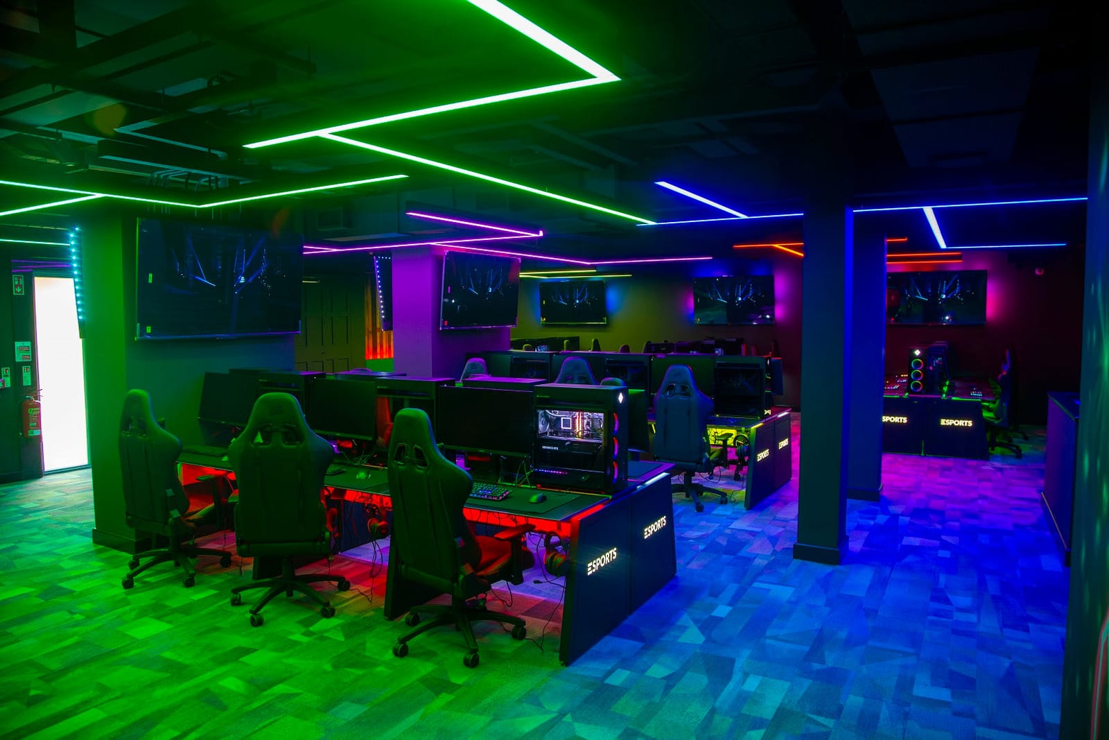 Reboot Gaming Cafe