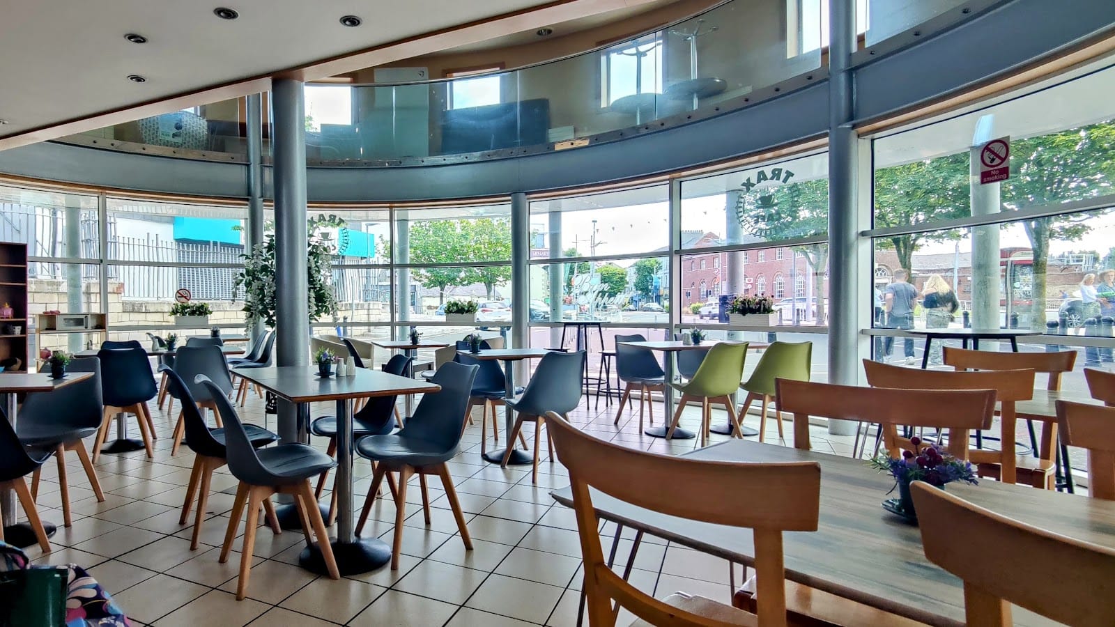 Café Trax