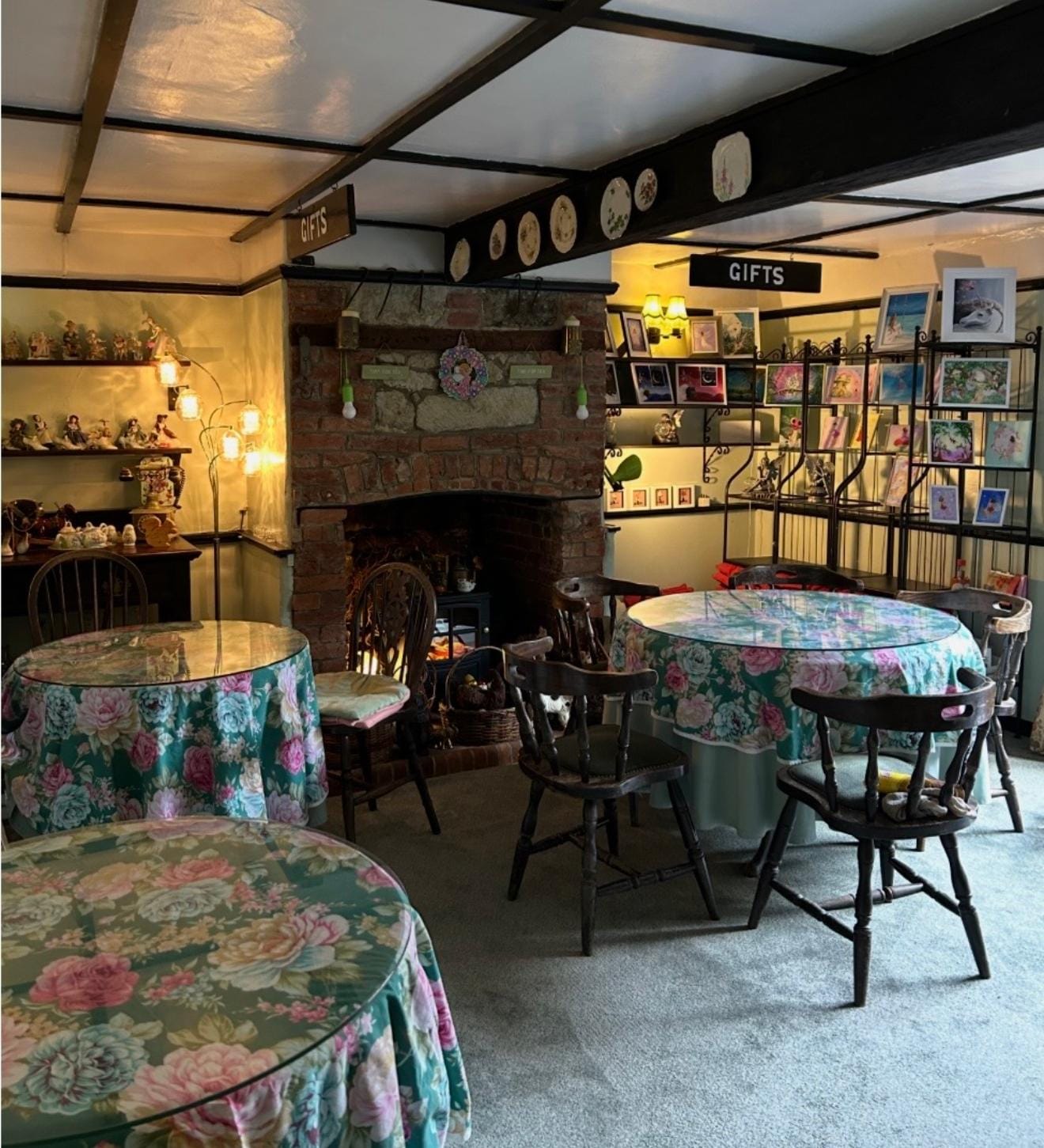 Old Thatch Teashop photo 4