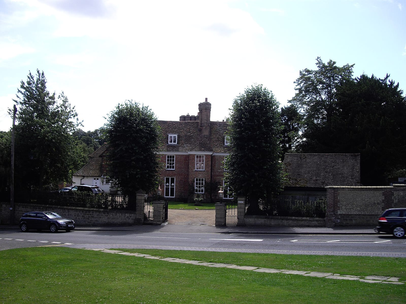 Tudor Rose Tea Rooms photo 2