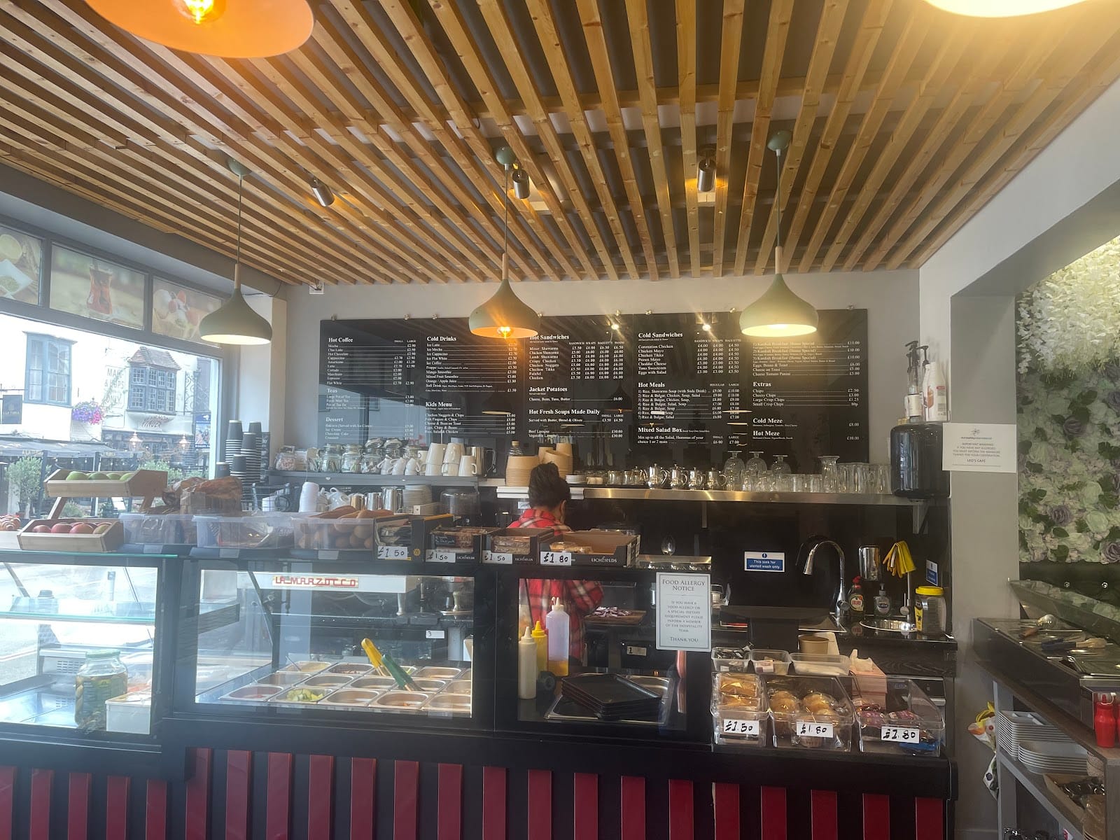 Leo's Café & Sandwiches