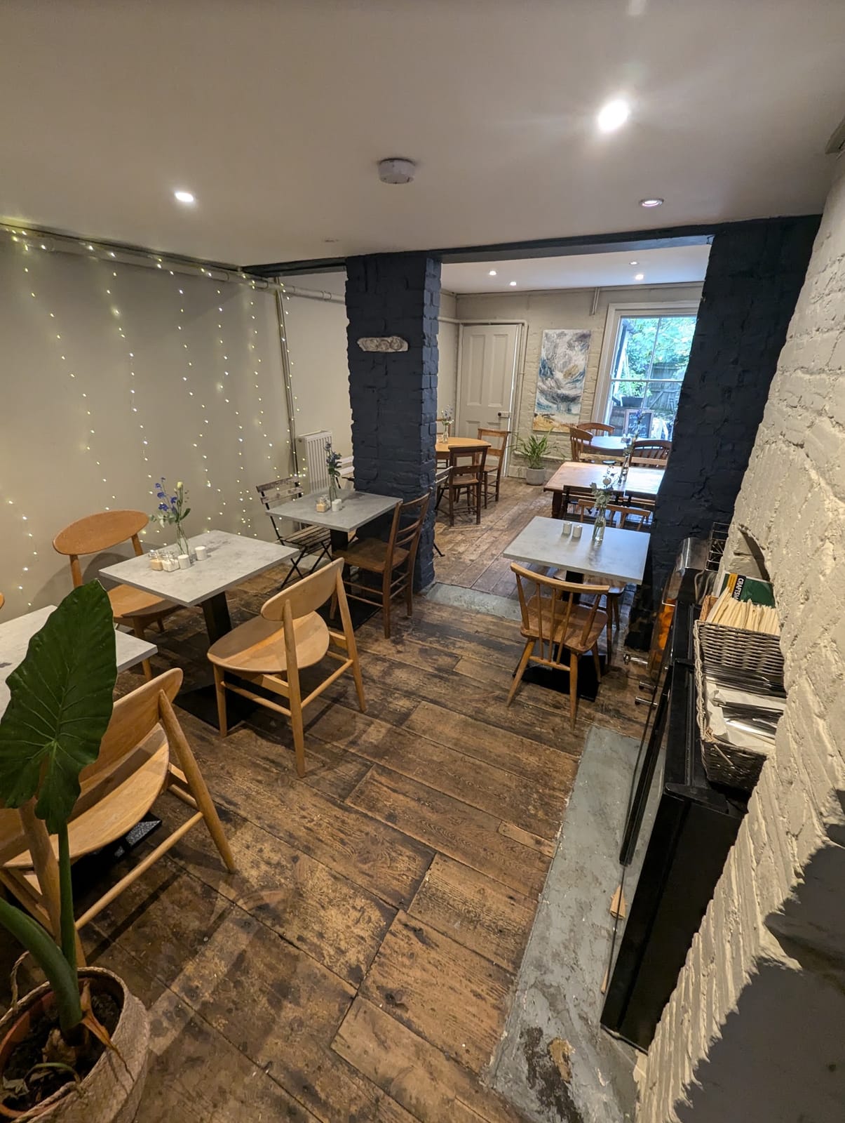 Le Petit Café
