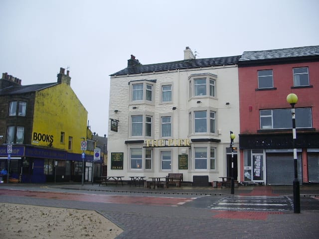 Costa photo 2