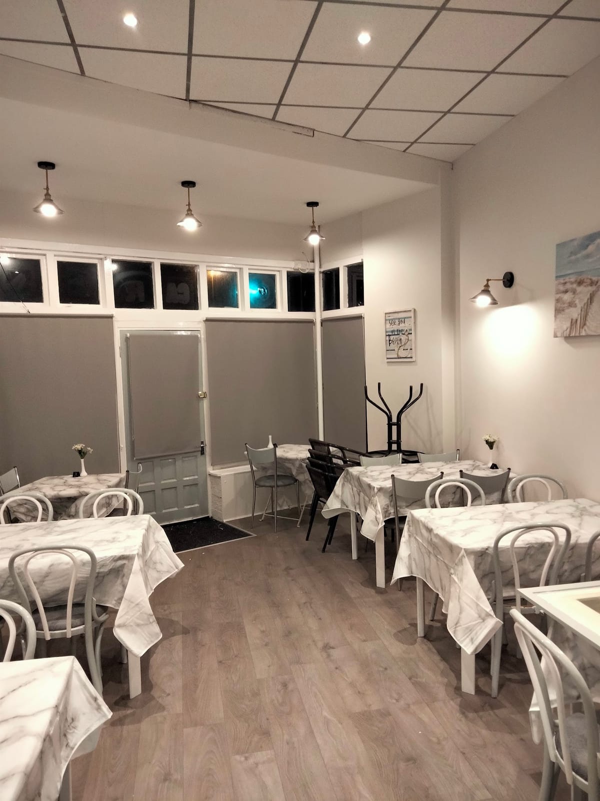 Lou's Cafe & Takeaway