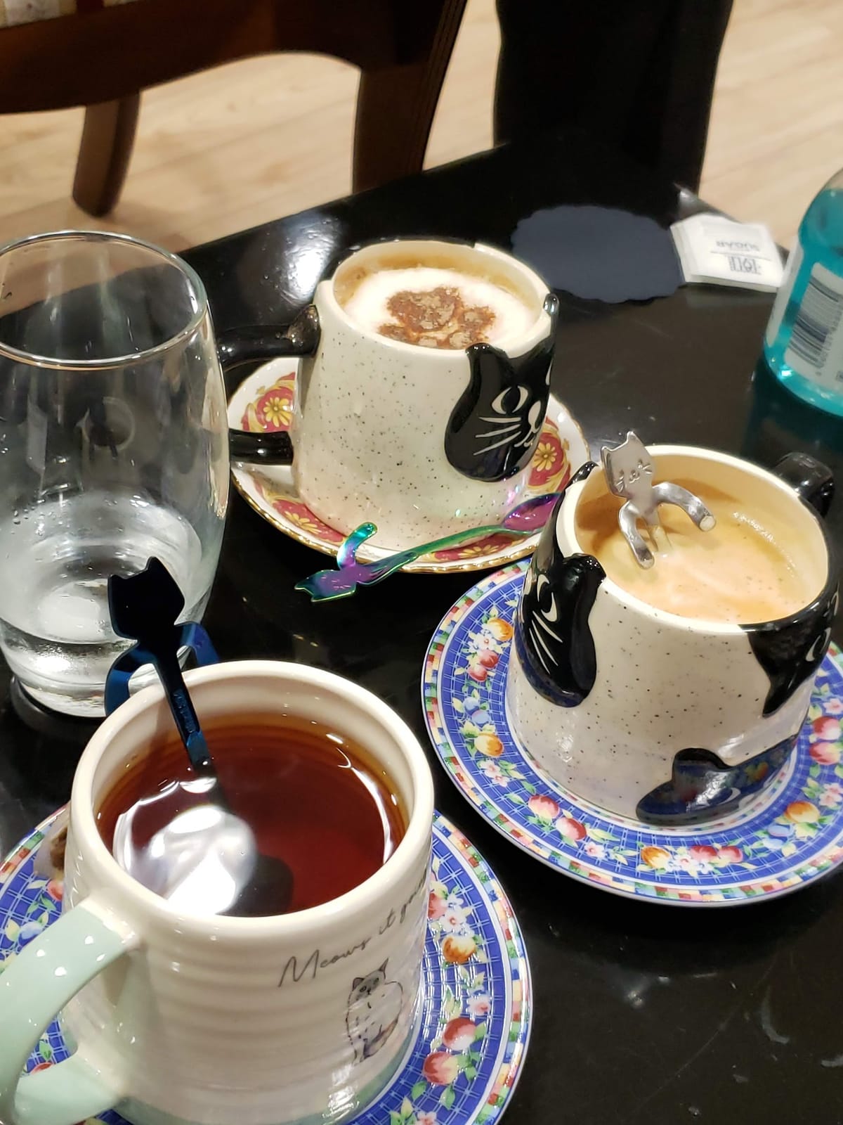 Cafe Meow