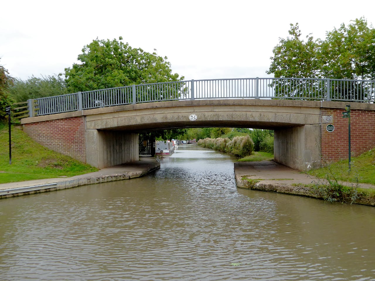 Sutton Wharf photo 3