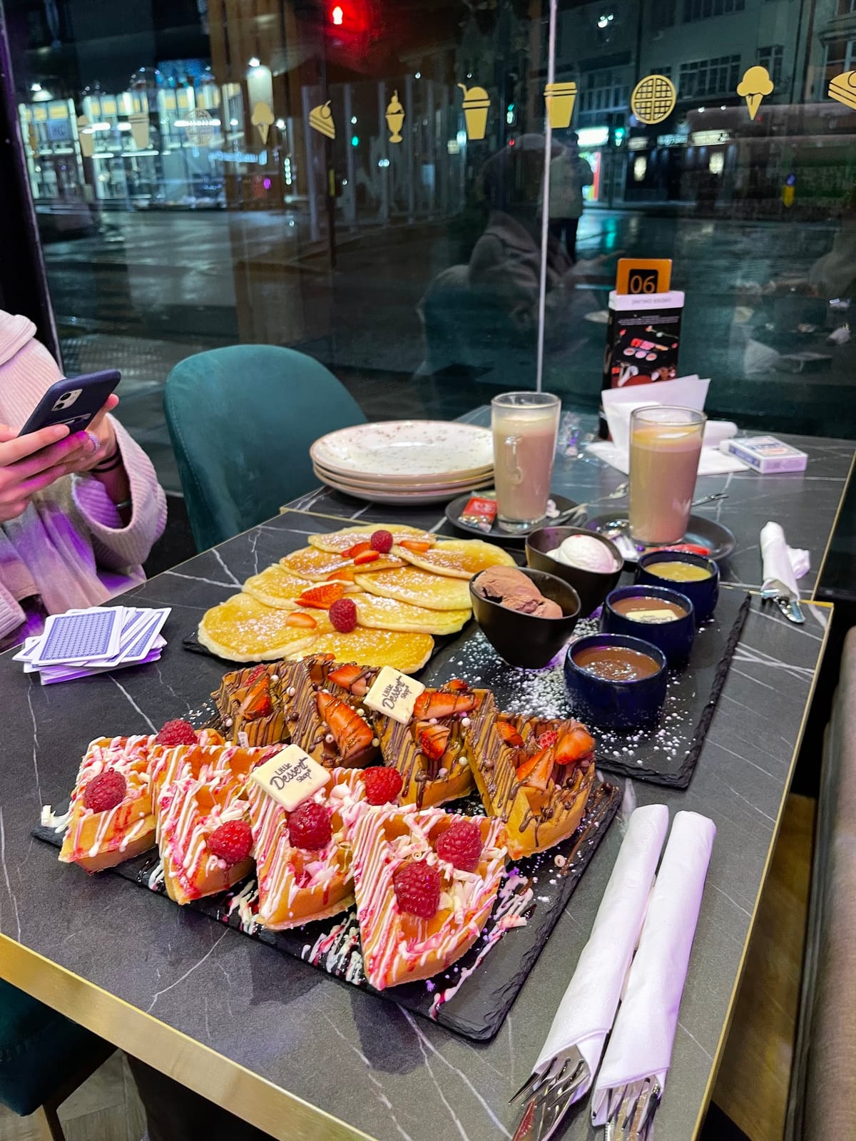 Little Dessert Shop