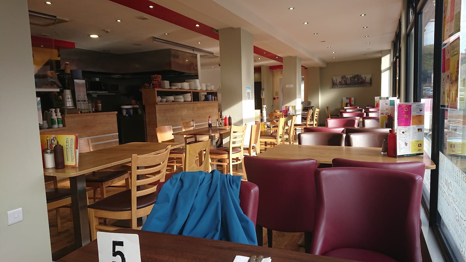 Magnolia Cafe & Restaurant