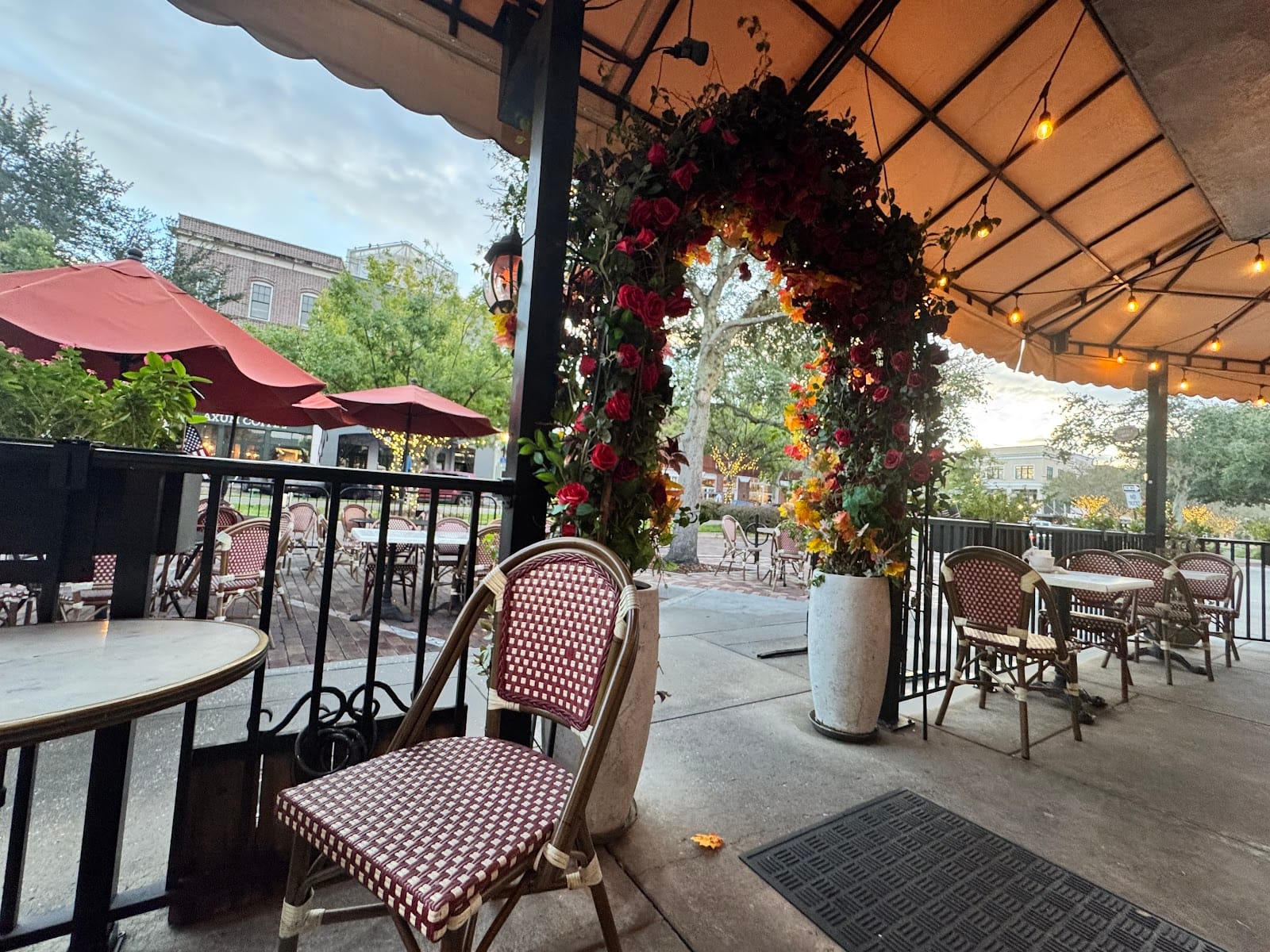 Rosallie Le French Cafe