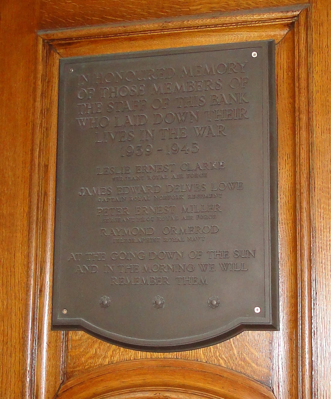 7 Surrey Street photo 2