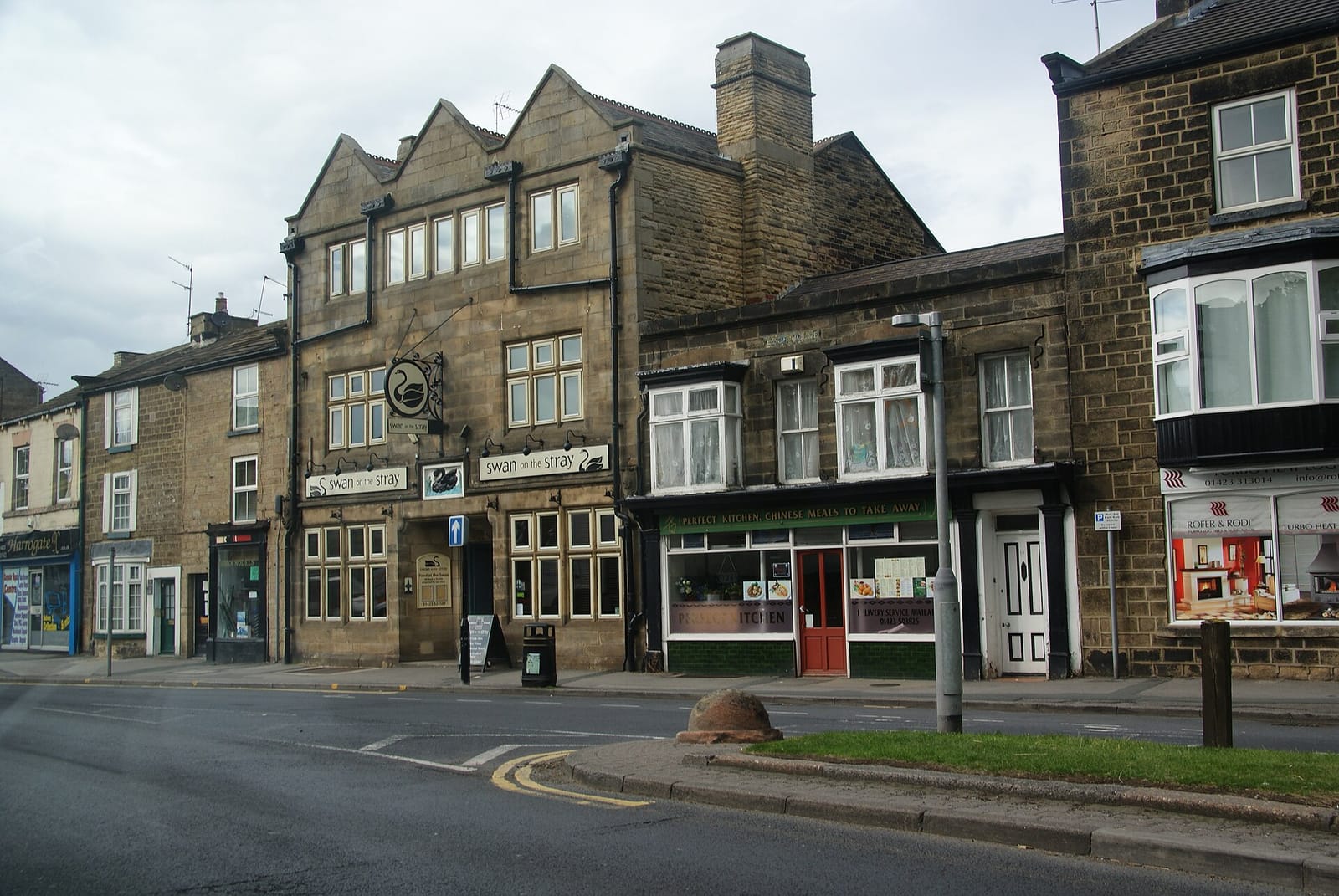The dogs bakery & cafe photo 2