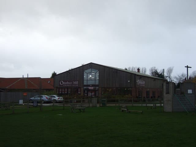 Ellerton Lakeside Cafe & Farm Shop
