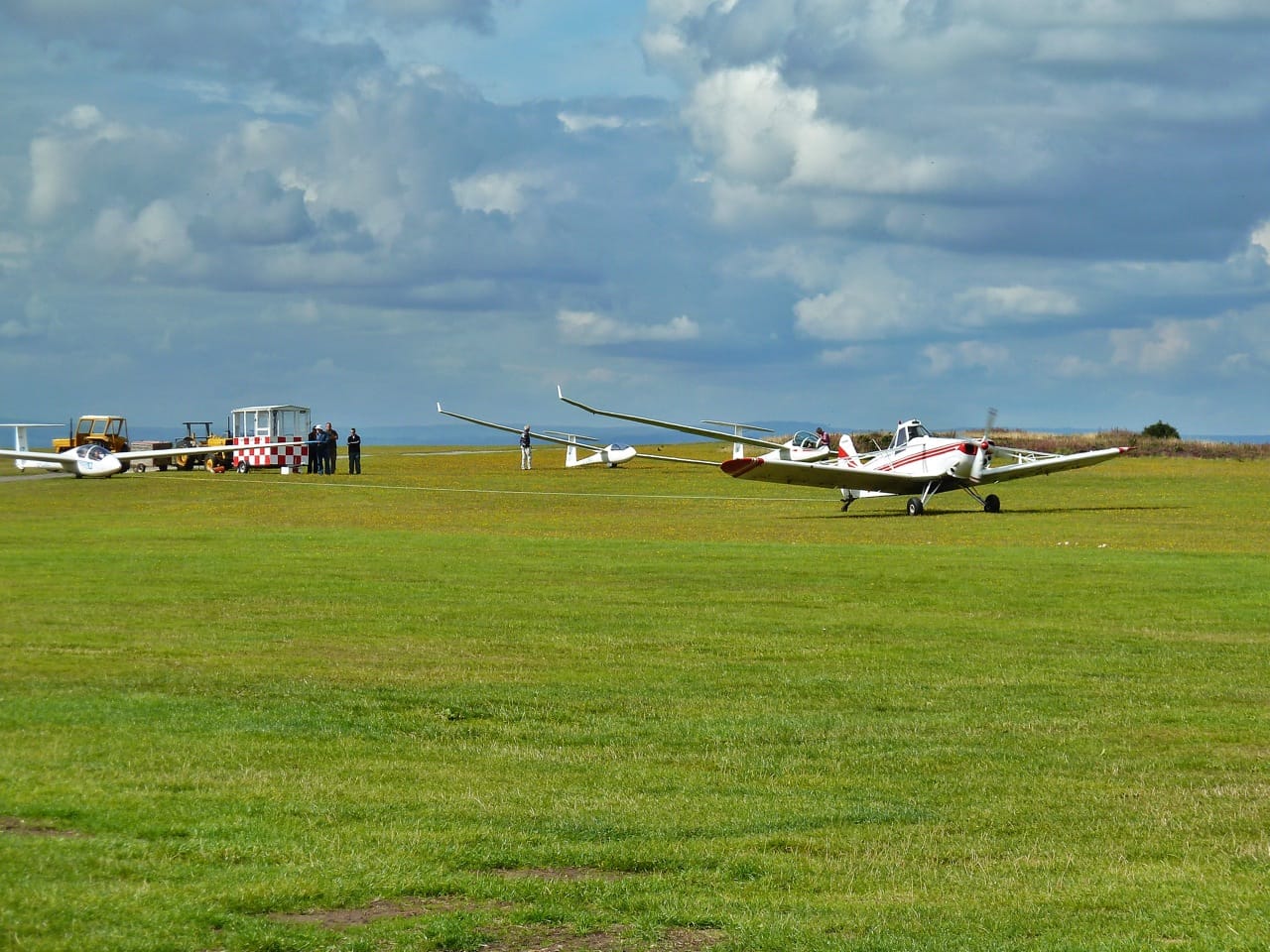 Yorkshire Gliding Club & Cafe photo 3