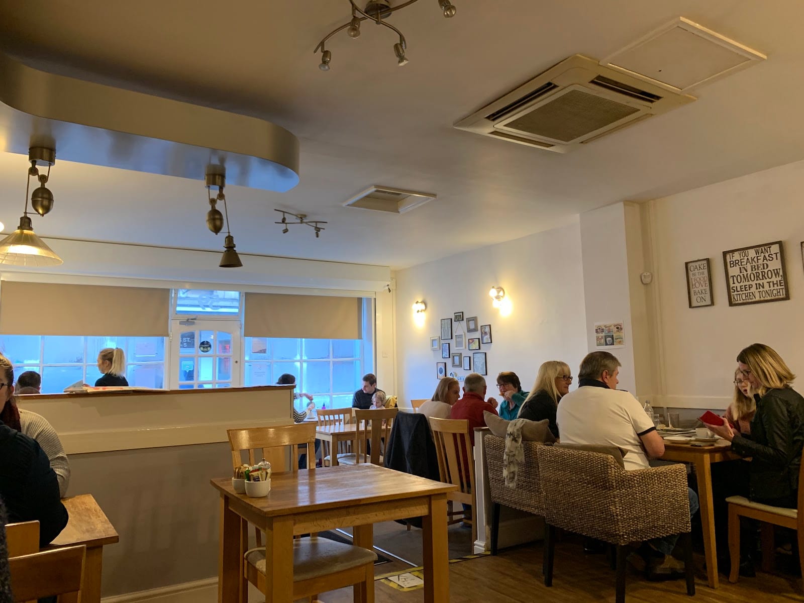 Dreams Coffee Lounge
