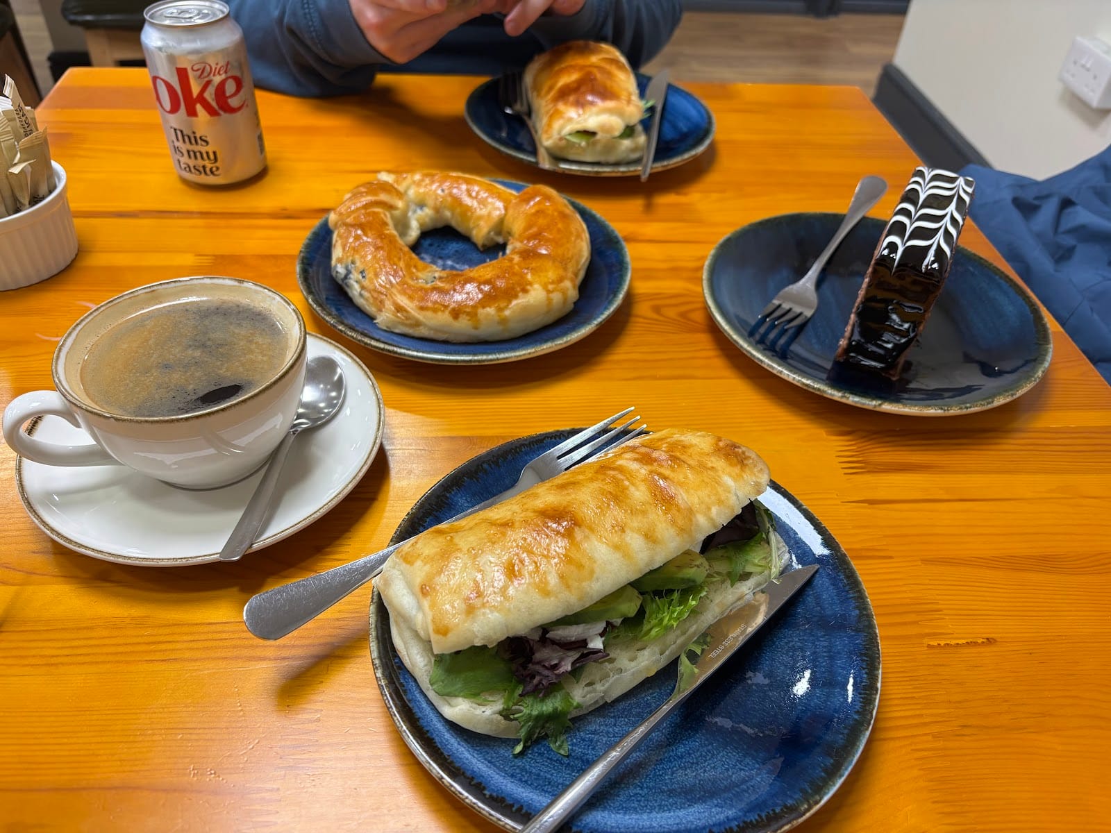 ELA Cafe & Bakery