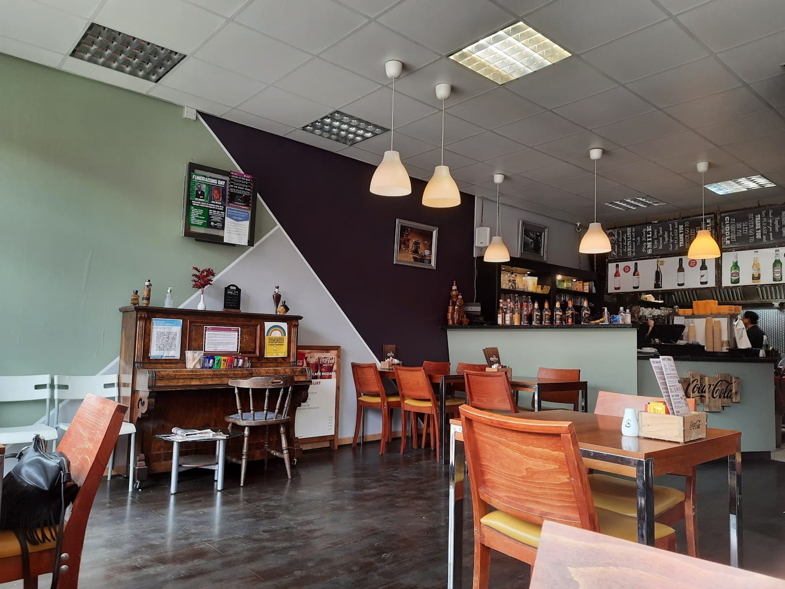 Cafe Mozart