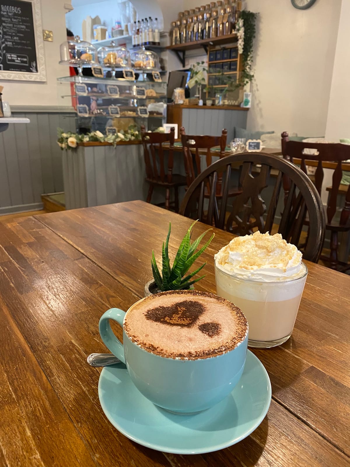 Biscuit & Brew
