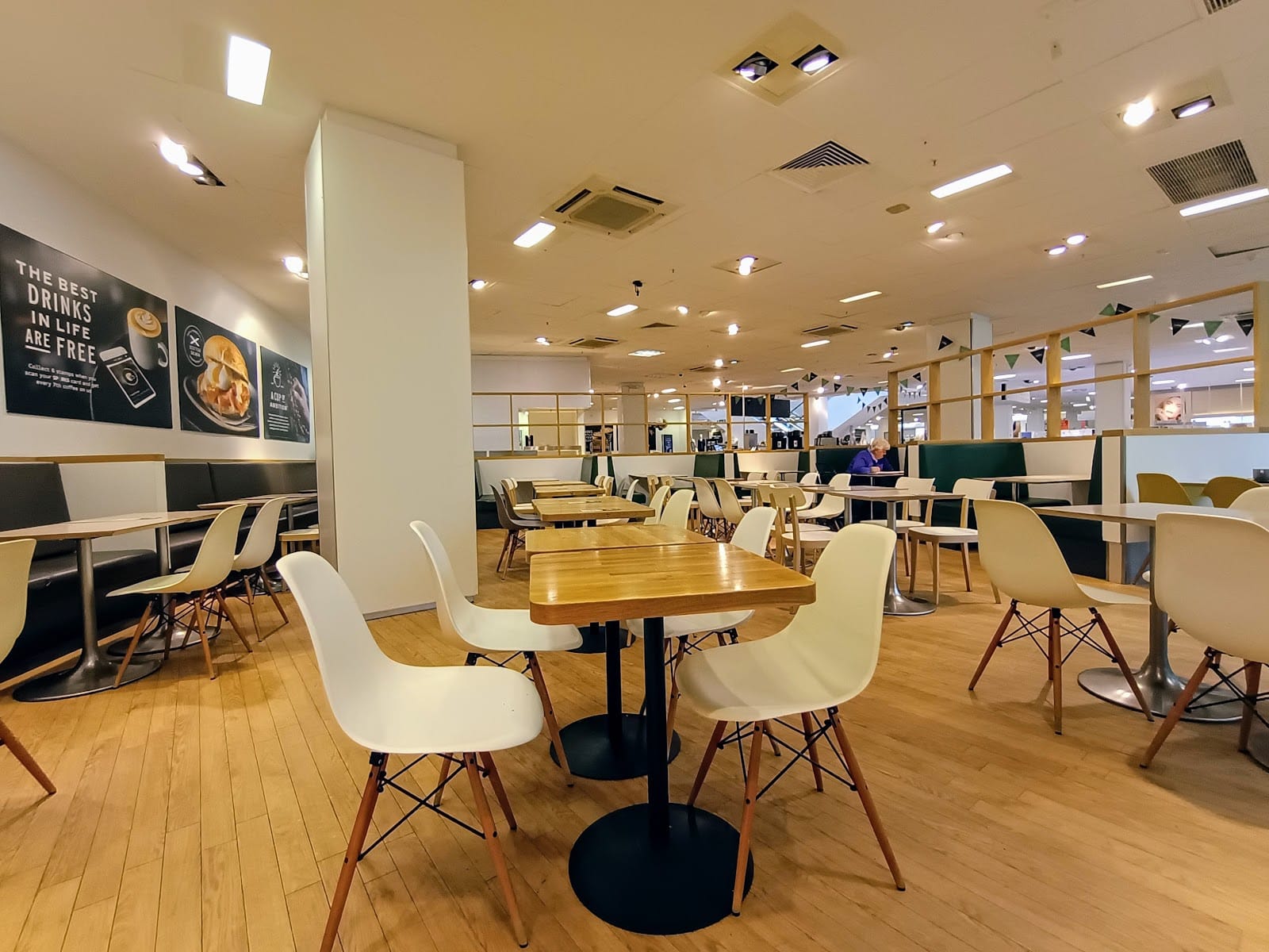 M&S Cafe