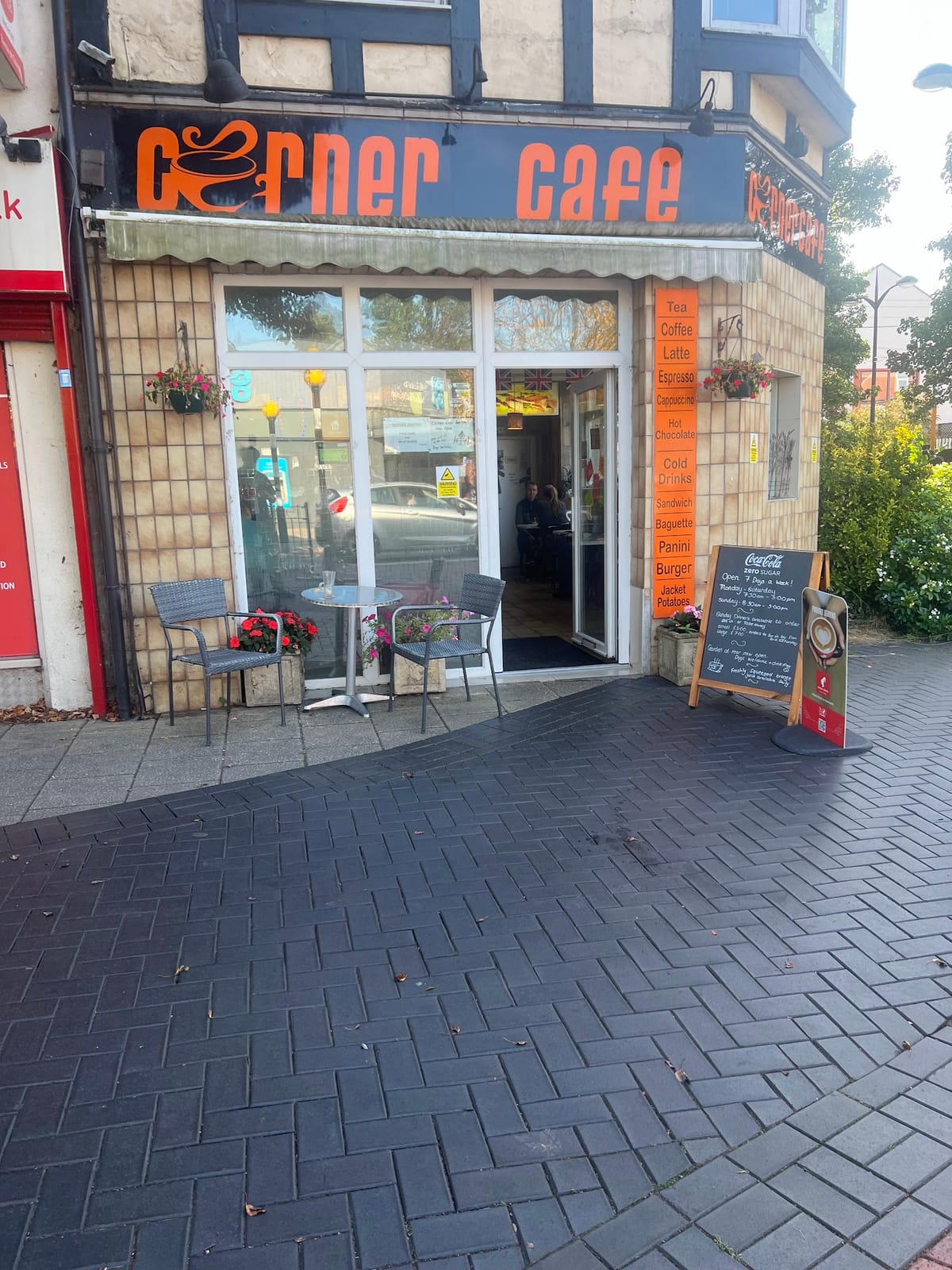Corner Cafe