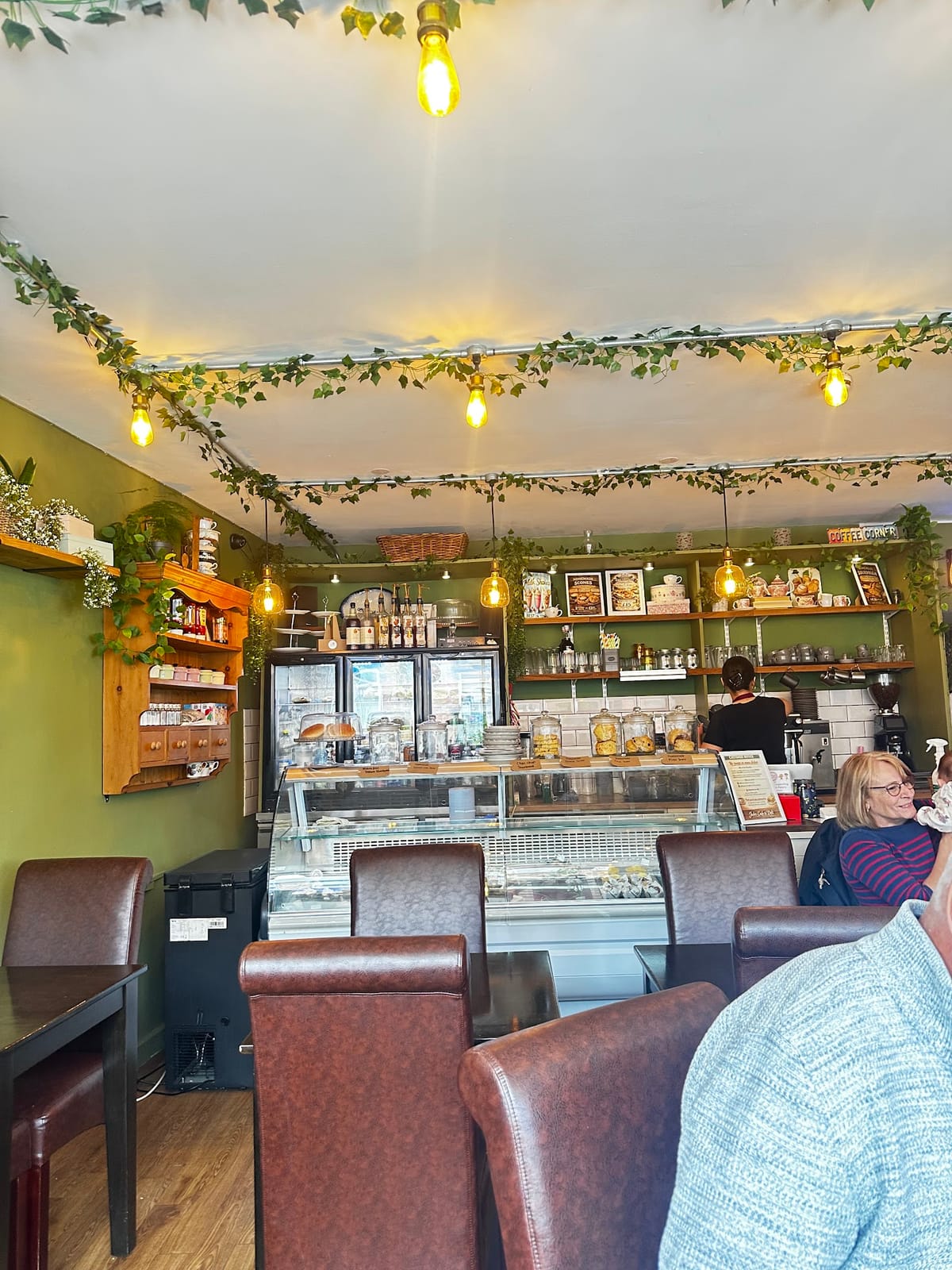 Jules Cafe & Deli