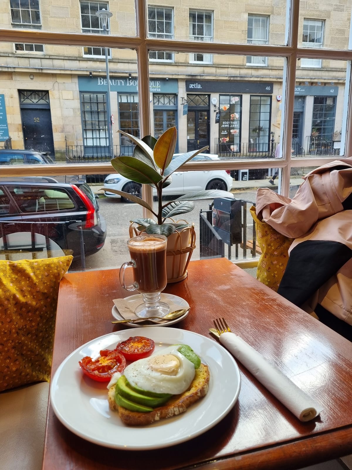 KUBO CAFE
