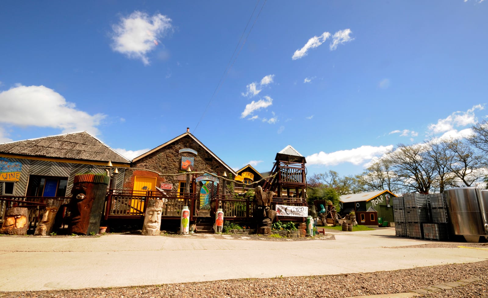 The Pickled Peacock cafe bar at Cairn O Mohr