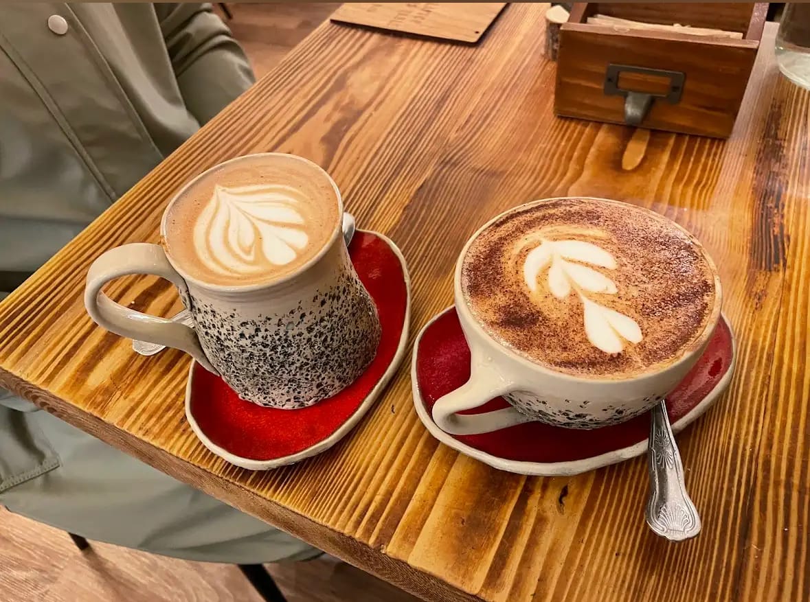 Books N' Cup