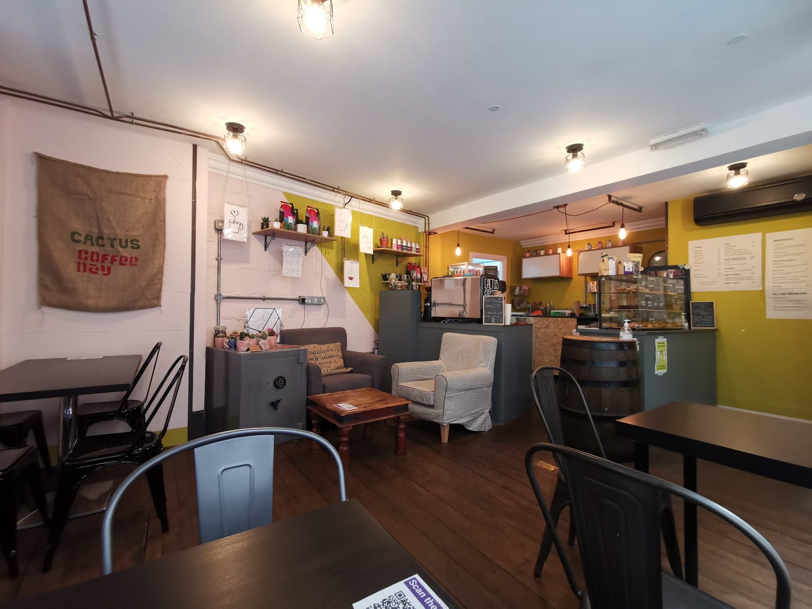 Snax Cafe