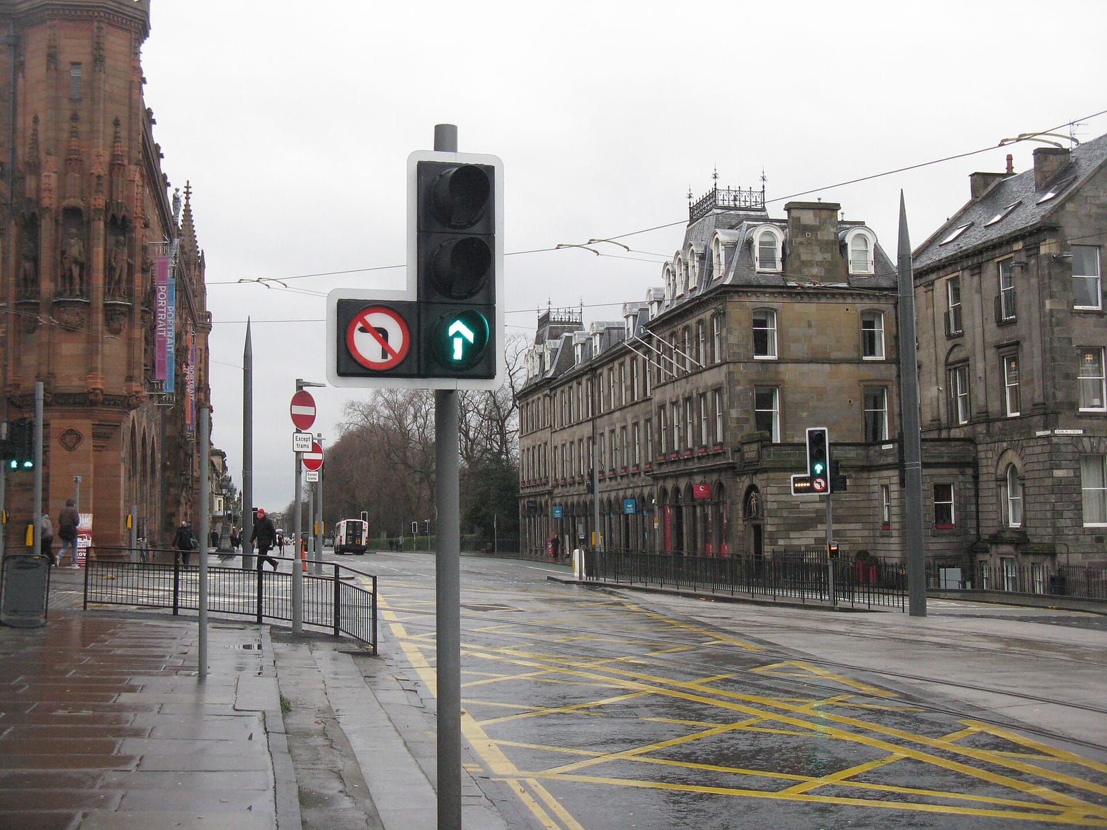 The Square photo 5