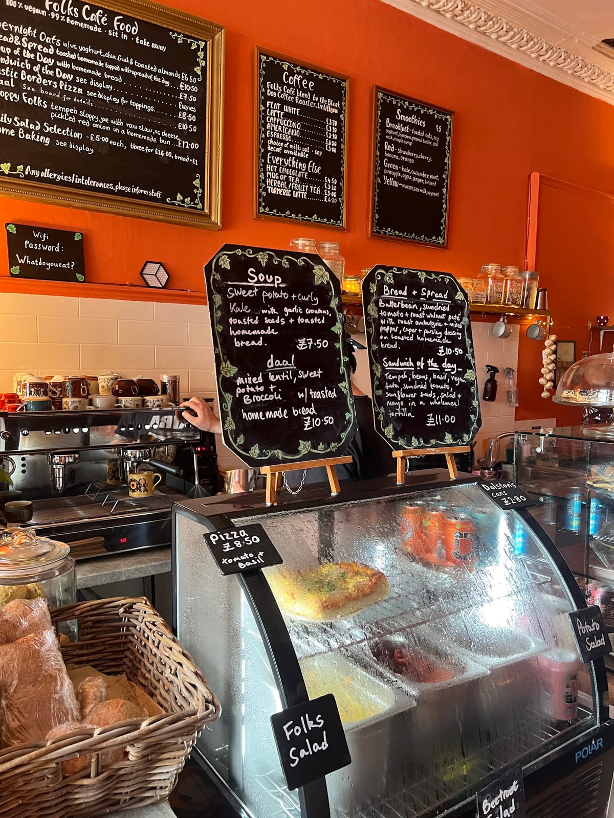 Folks Café