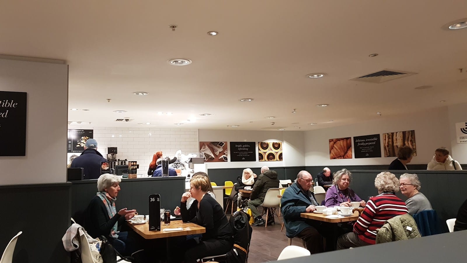 M&S Café