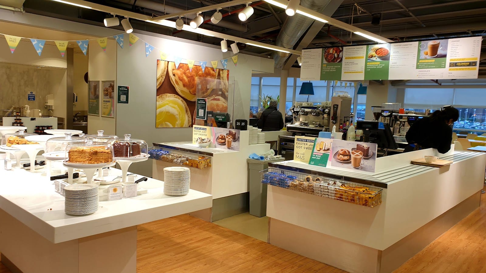 M&S Café