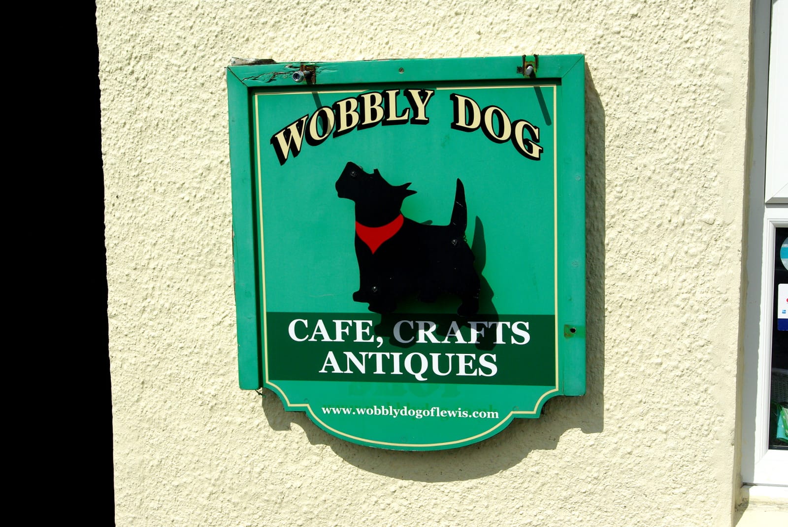 Wobbly Dog of Lewis photo 2