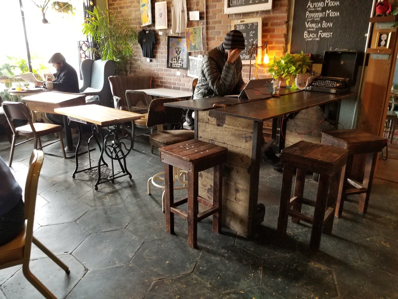 Black Crow Coffee Shop