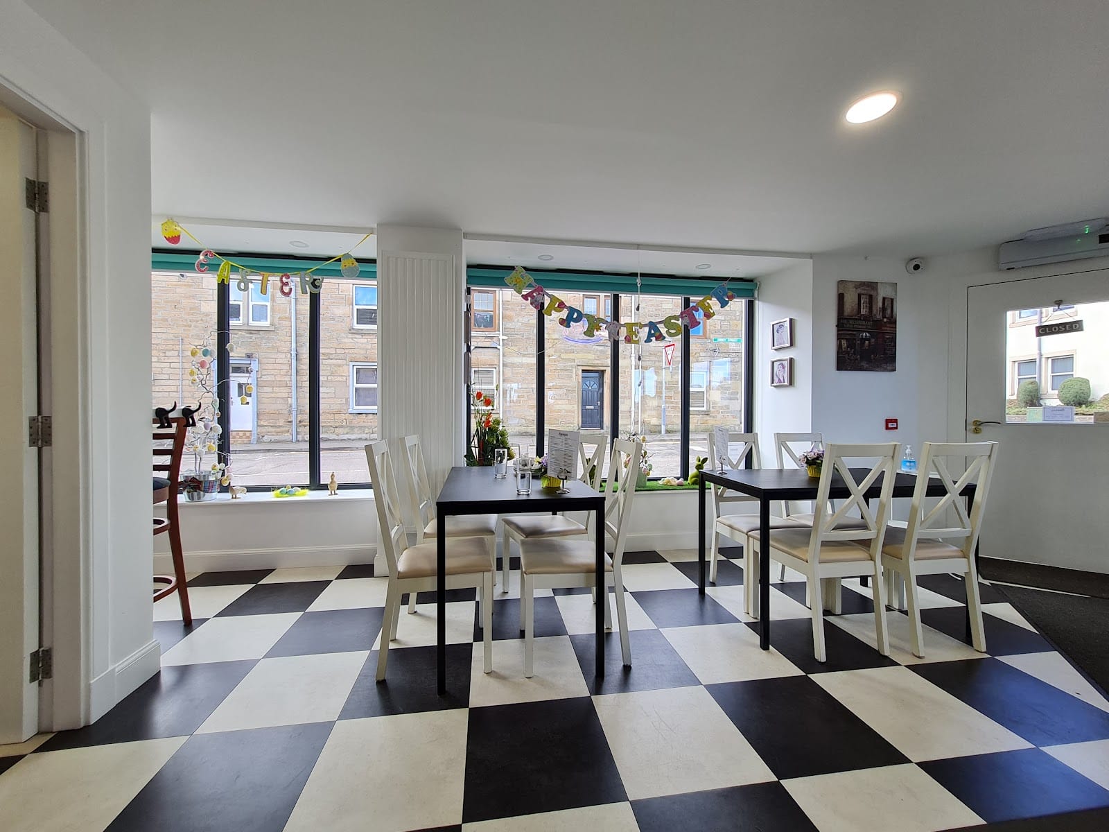 Harpers Coffee Shop