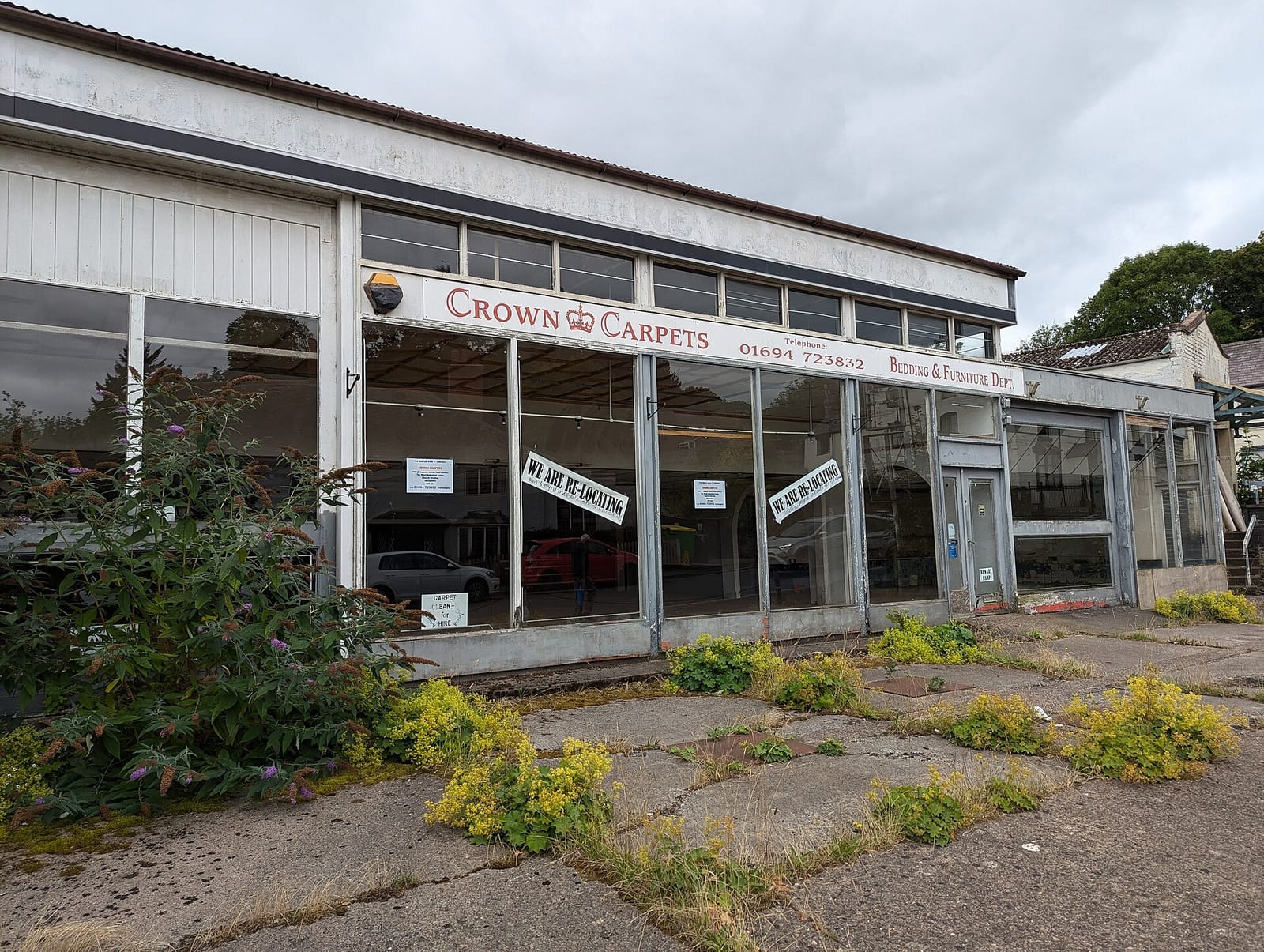 The Hollybush Cafe