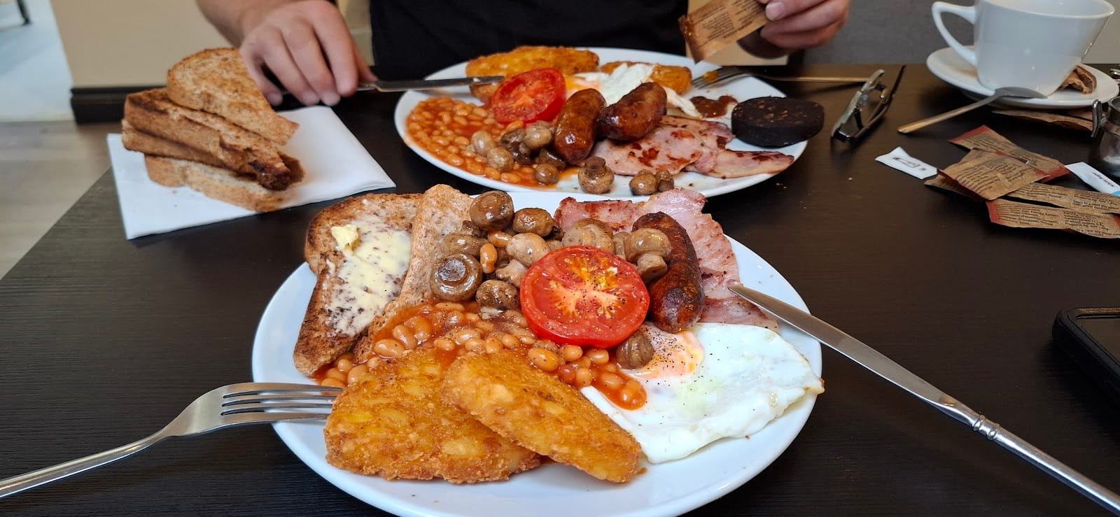 Masburys Cafe
