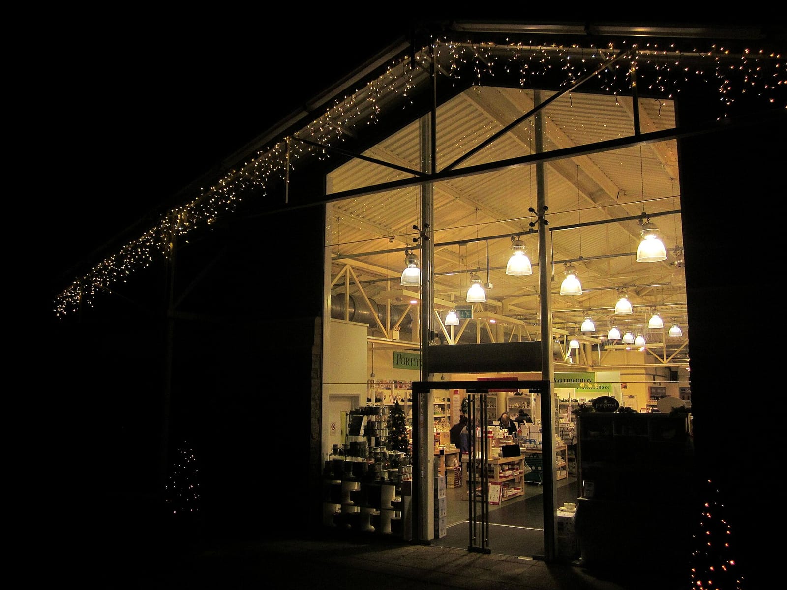 Costa photo 3