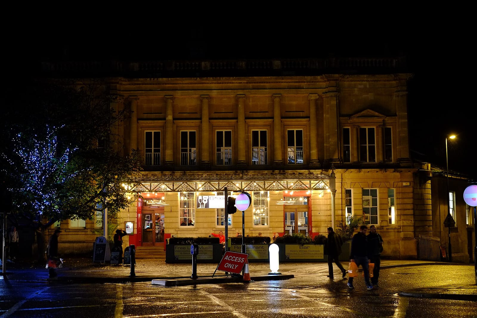 Sally Ann's Cafe photo 2