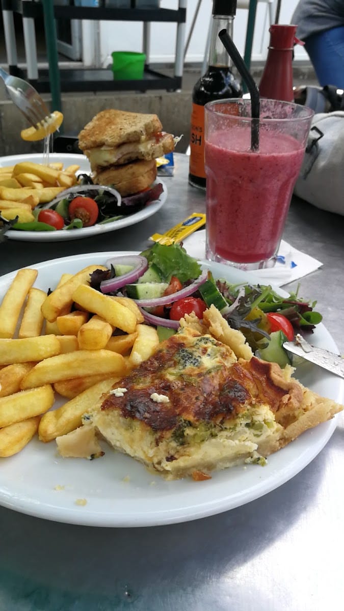 Rivelin Park Cafe photo 5