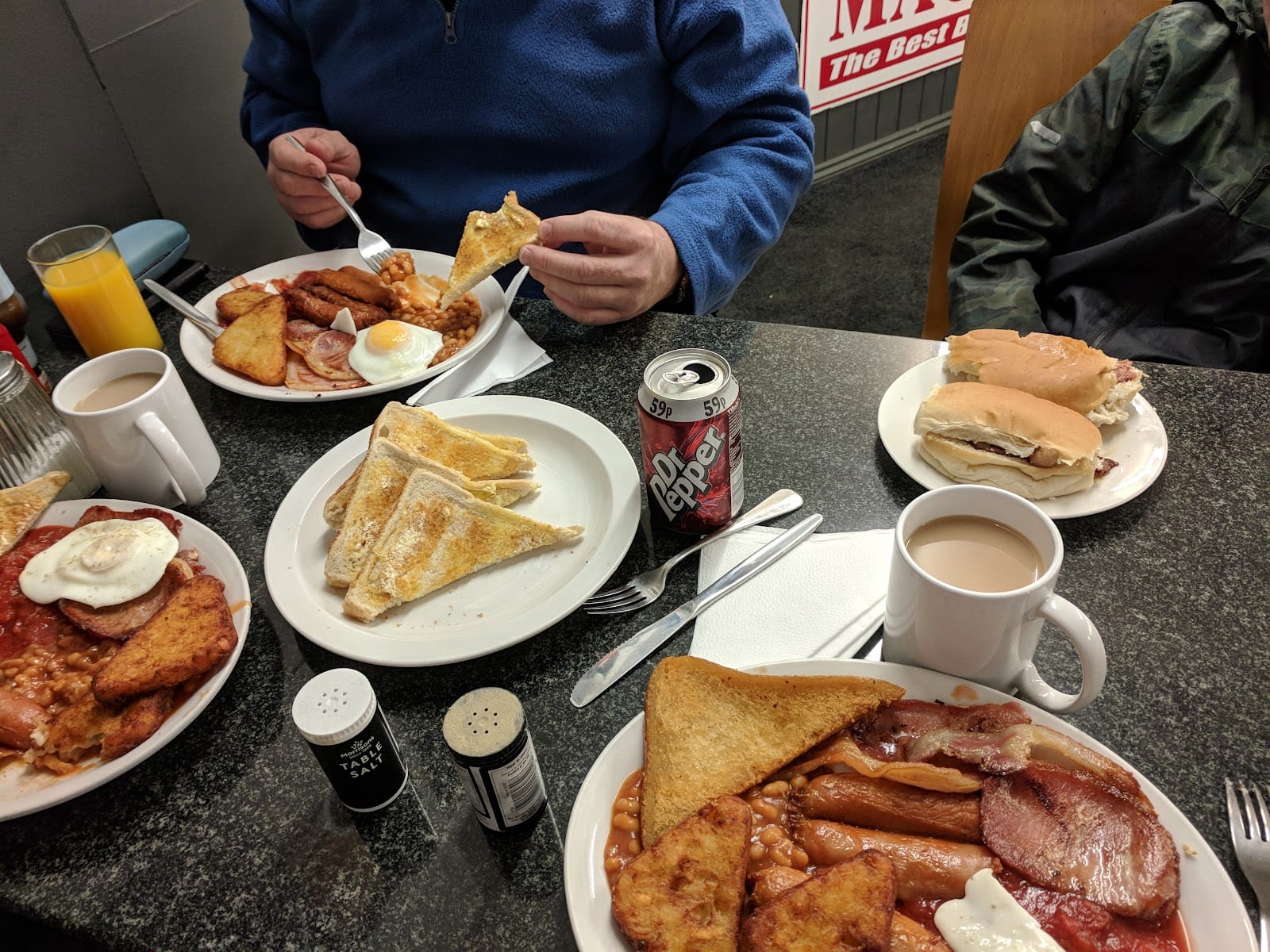 Mac's Cafe