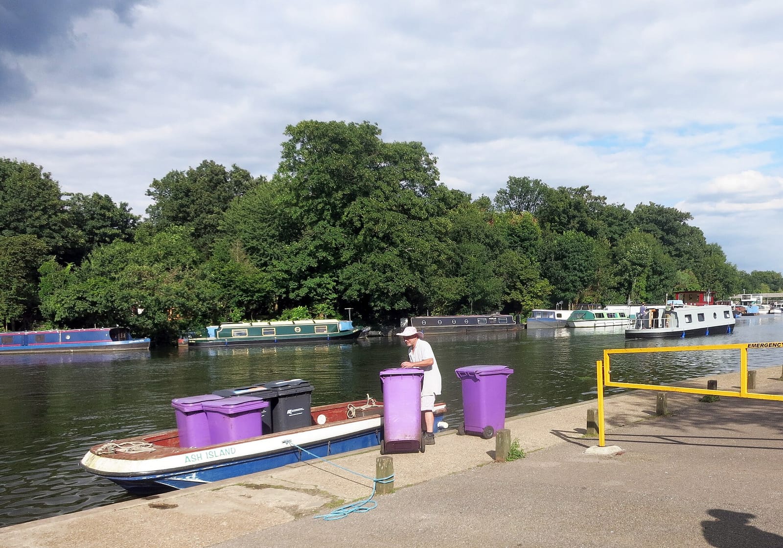 Eight On The River photo 2