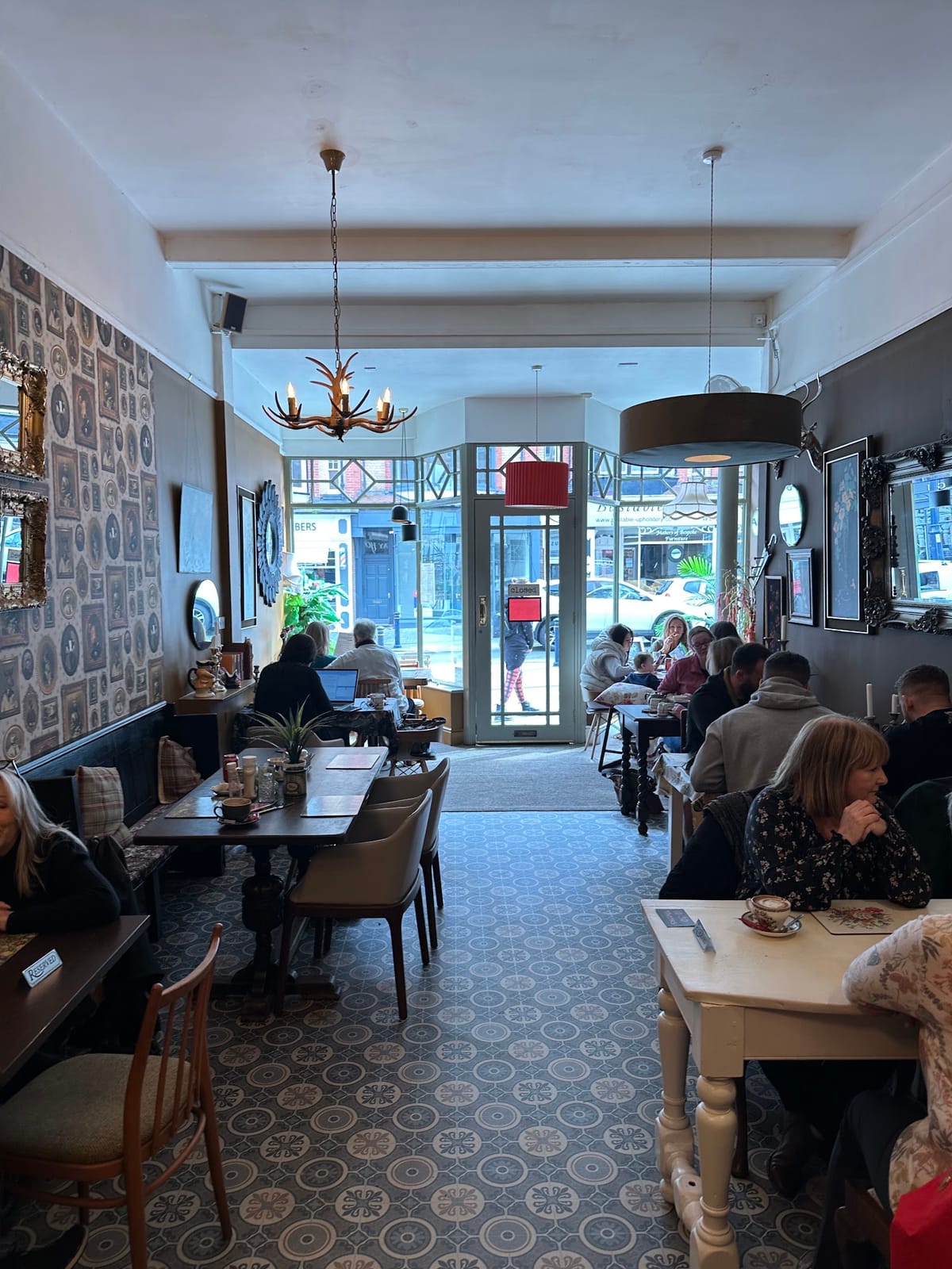 Flat White Cafe