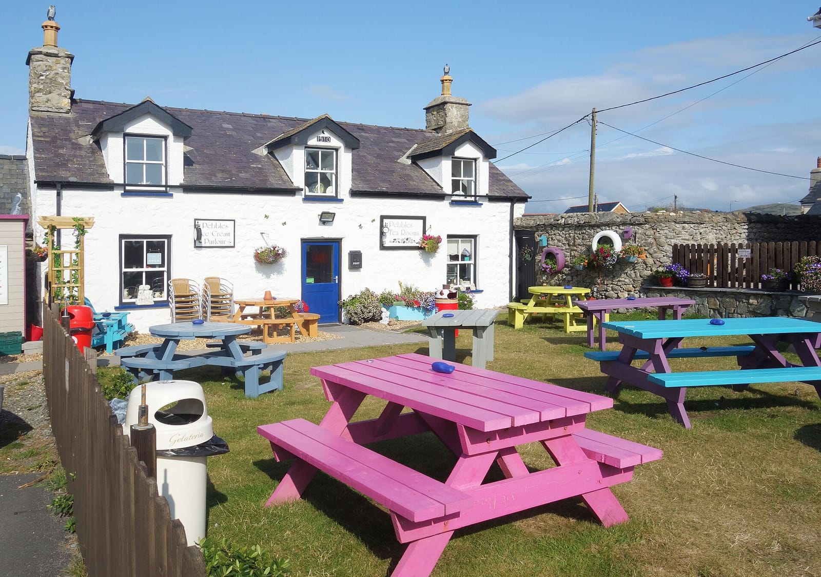 Pebbles Tea Room