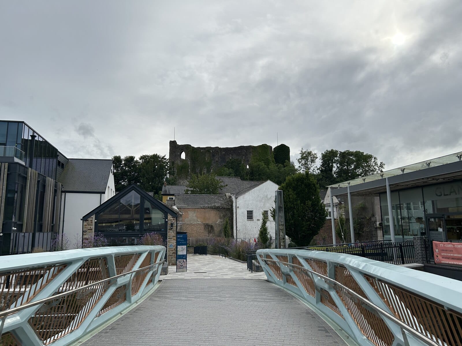 Costa photo 3