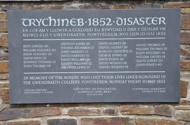 Y Cwtsh photo 2