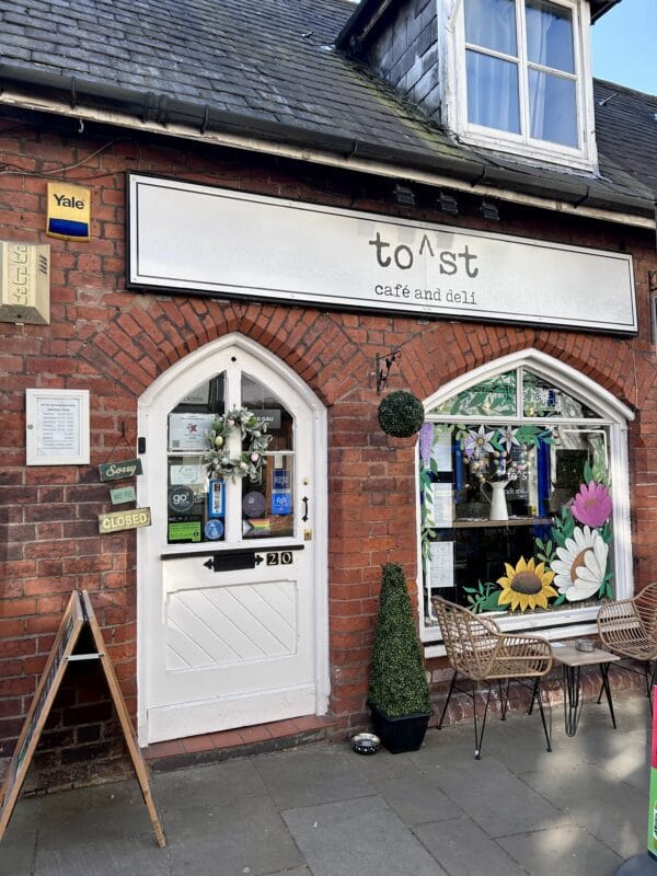 to^st (toast) cafe and deli photo 2